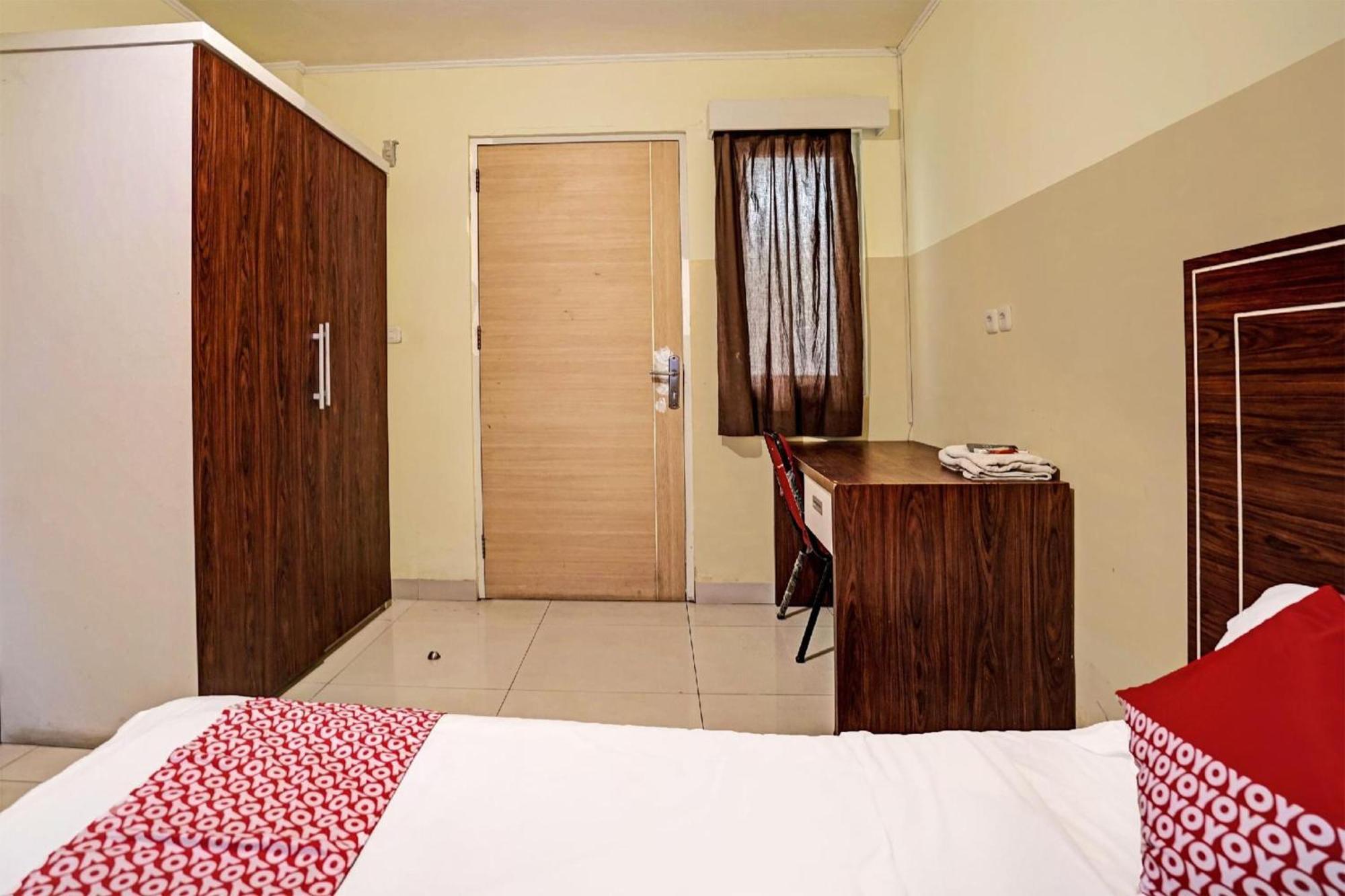 Hotel O Angkatan 45 Near Istana Gubernur Formerly Maleo Hotel Palembang Exterior foto